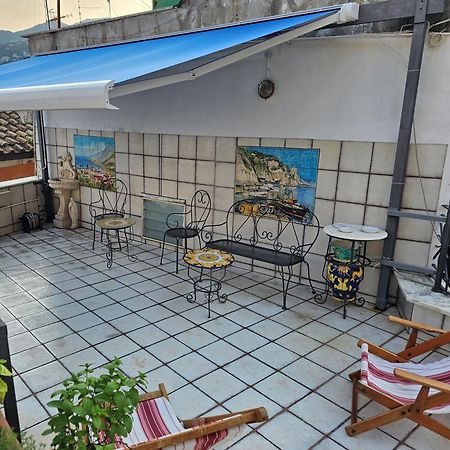 Casa Vacanze Lalia Maiori Exterior foto